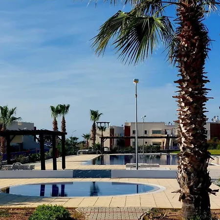 Apartamento Frontline Paradise On The Water's Edge In Tatlisu, North Cyprus